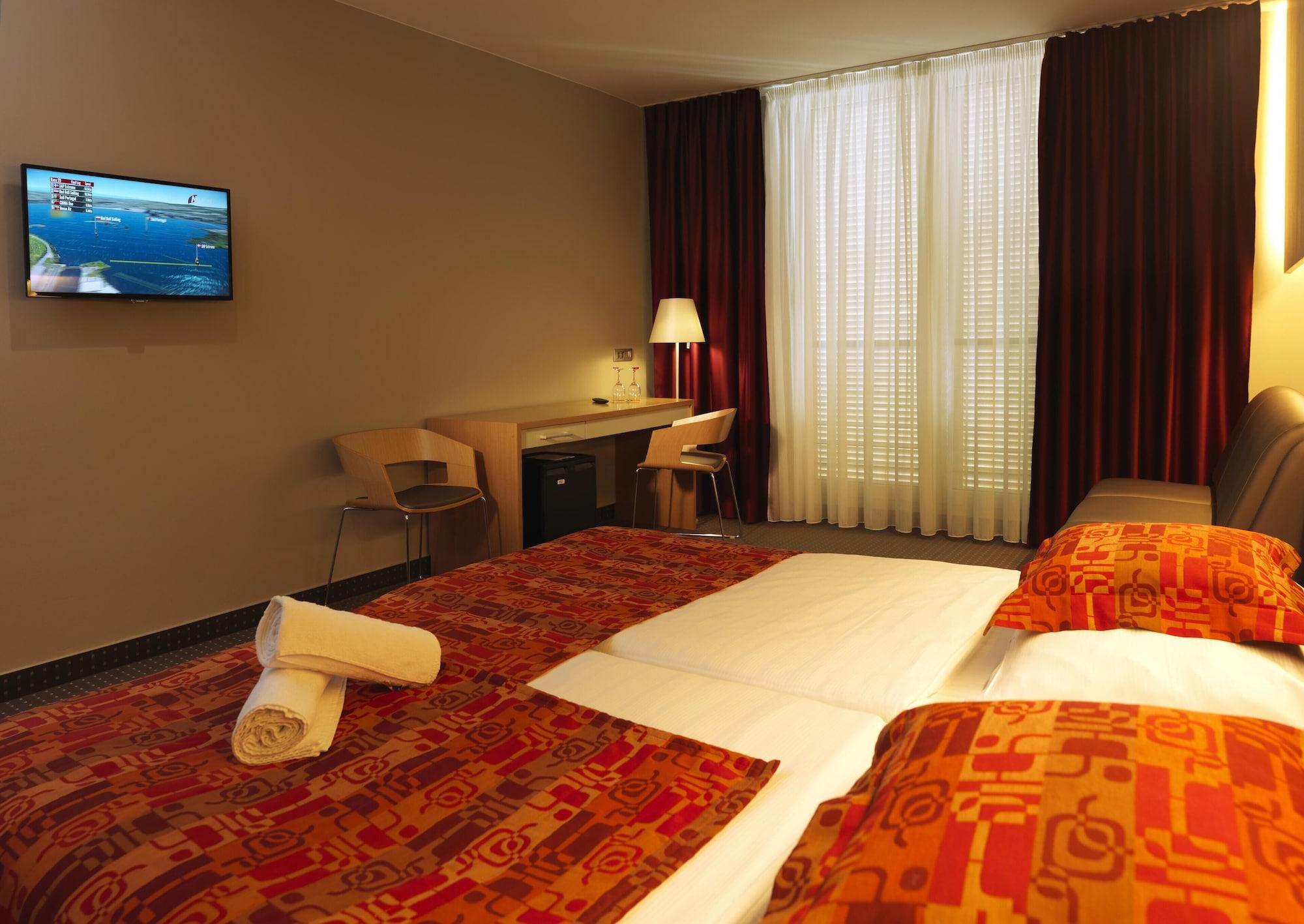 Hotel Thermana Park Lasko**** Superior Exterior photo